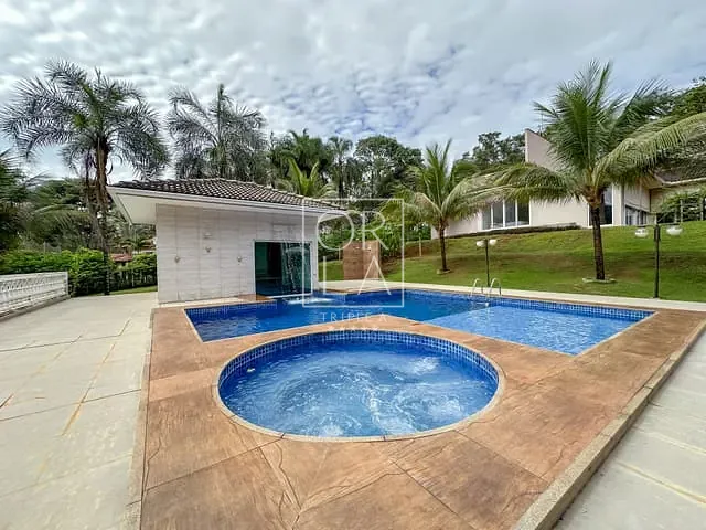 Chácara com 10778m² 4 quartos e 6 banheiros, à venda, no bairro Condomínio Alta Vista I em Senador Canedo