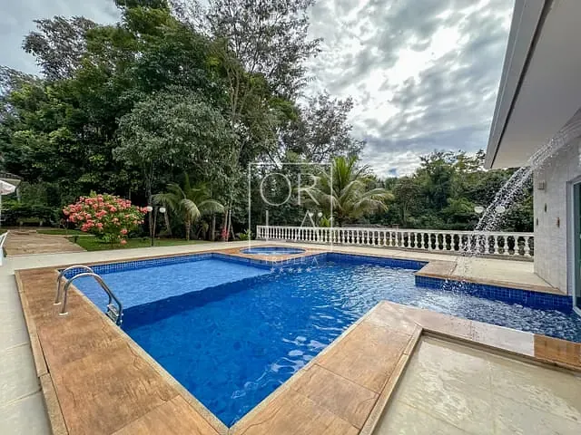 Chácara com 10778m² 4 quartos e 6 banheiros, à venda, no bairro Condomínio Alta Vista I em Senador Canedo
