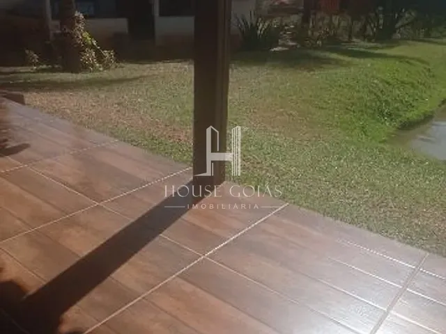 Chácara com 98400m² 3 quartos e 2 banheiros, à venda, no bairro centro  em Caldazinha
