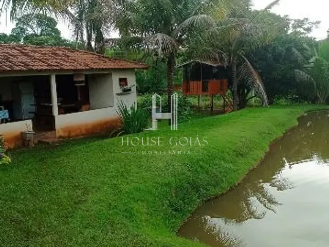 Chácara com 98400m² 3 quartos e 2 banheiros, à venda, no bairro centro  em Caldazinha