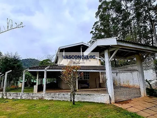 Chácara com 1100m² 5 quartos e 6 banheiros, à venda, no bairro Zona Rural em Monteiro Lobato