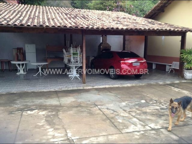 Chácara com 400m² 5 quartos e 1 banheiro, à venda, no bairro Graminha em Juiz de Fora
