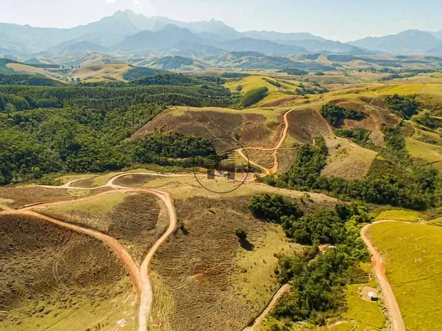 Chácara com 20000m², à venda, no bairro Ponte Nova em Lorena