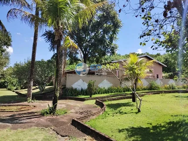 Chácara com 14000m² 5 quartos e 2 banheiros, à venda, no bairro Ibiporã em Ibiporã