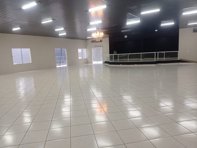 Chácara com 1330m², à venda, no bairro Waldemar Hauer em Londrina