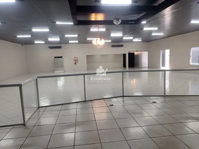 Chácara com 1330m², à venda, no bairro Waldemar Hauer em Londrina