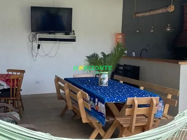 Chácara com 3850m² 4 quartos e 5 banheiros, à venda, no bairro Jardim S Herminia em São José dos Campos