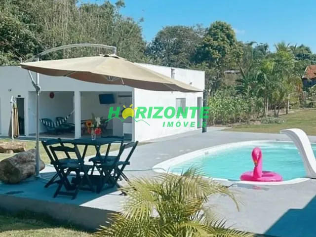 Chácara com 3850m² 4 quartos e 5 banheiros, à venda, no bairro Jardim S Herminia em São José dos Campos