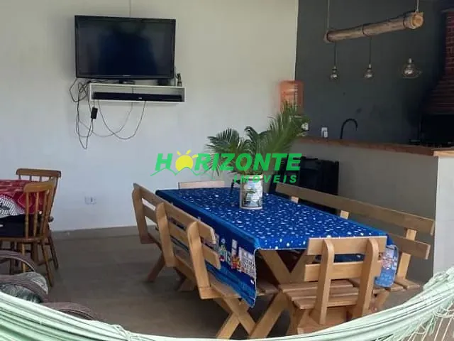 Chácara com 3850m² 4 quartos e 5 banheiros, à venda, no bairro Jardim S Herminia em São José dos Campos