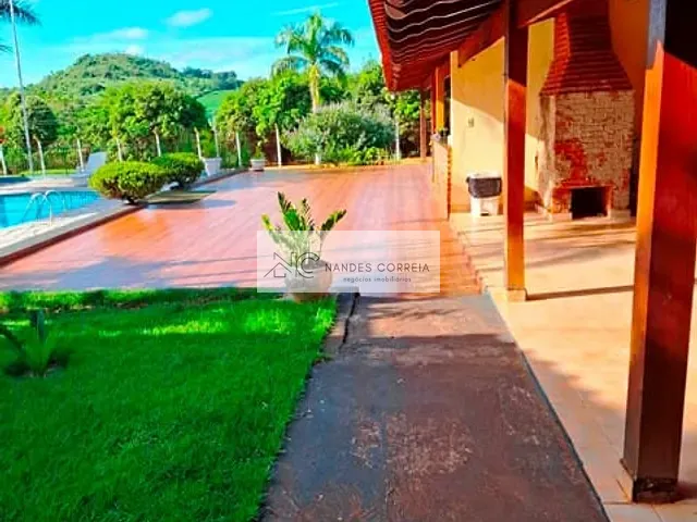 Chácara com 5000m² 4 quartos e 4 banheiros, à venda, no bairro Área Rural de Londrina em Londrina