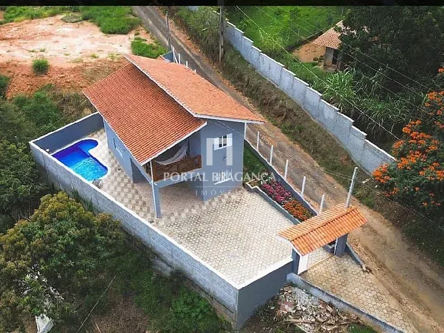 Chácara com 320m² 3 quartos e 2 banheiros, para alugar, no bairro Serrinha em Bragança Paulista