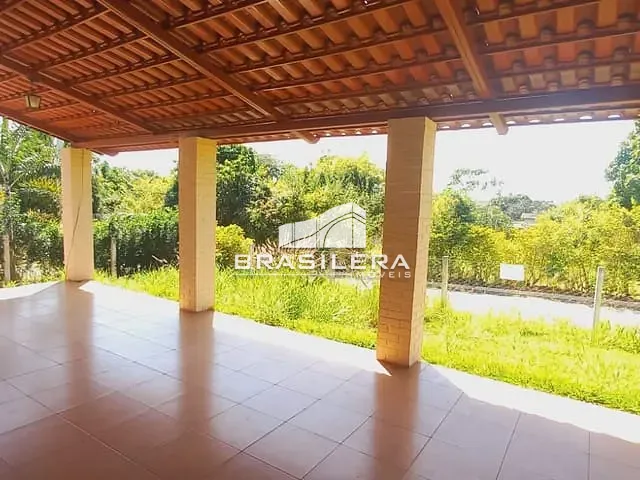 Chácara com 1540m² 3 quartos e 3 banheiros, à venda, no bairro Bela Vista em Bela Vista de Goiás