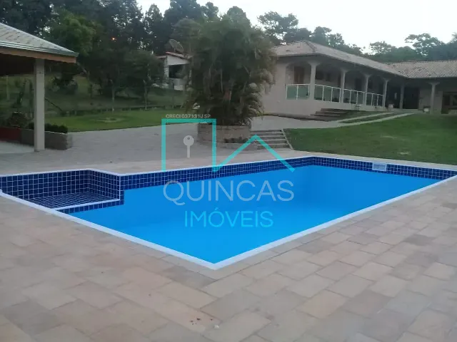 Chácara com 5124m² 4 quartos e 6 banheiros, à venda, no bairro Vale dos Cebrantes em Jundiaí