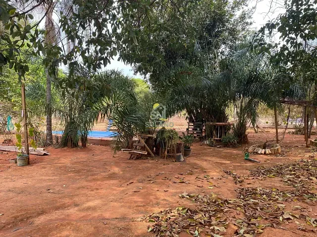 Chácara com 5025m² 5 quartos e 2 banheiros, à venda, no bairro Setor Central em Aragoiânia