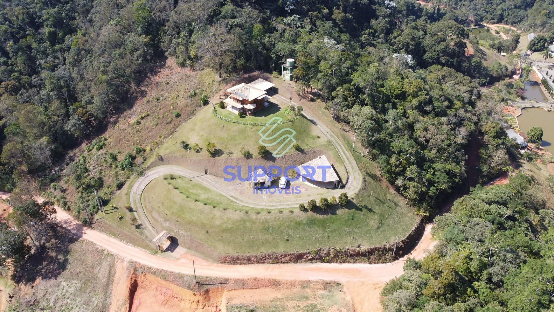 Chácara, 4 quartos, 5000 m² - Foto 1