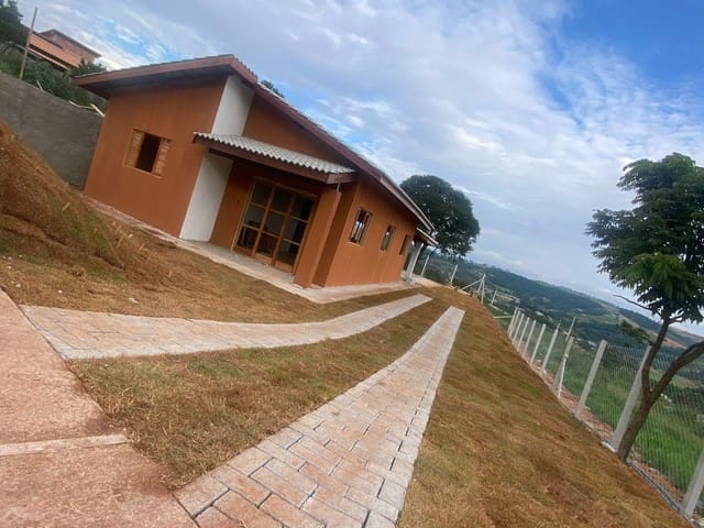 Chácara com 480m² 2 quartos e 3 banheiros, à venda, no bairro Parurú em Ibiúna