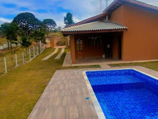 Chácara com 480m² 2 quartos e 3 banheiros, à venda, no bairro Parurú em Ibiúna