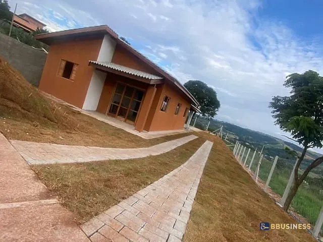 Chácara com 480m² 2 quartos e 3 banheiros, à venda, no bairro Parurú em Ibiúna
