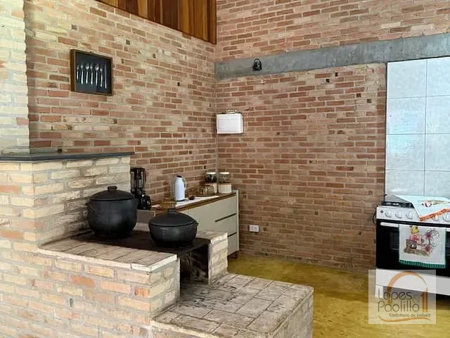 Chácara com 900m² 2 quartos e 1 banheiro, à venda, no bairro Cachoeirinha em Bom Jesus dos Perdões