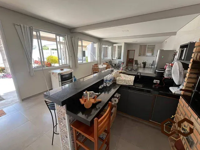 Chácara com 1000m² 4 quartos e 5 banheiros, à venda, no bairro Recanto Campestre Internacional de Viracopos Gleba 9 em Indaiatuba