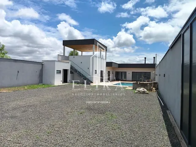 Chácara com 850m² 2 quartos e 4 banheiros, à venda, no bairro Centro (Tupi) em Piracicaba