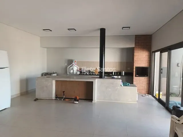 Chácara com 850m² 2 quartos e 4 banheiros, à venda, no bairro Centro (Tupi) em Piracicaba