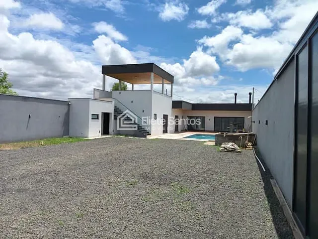 Chácara com 850m² 2 quartos e 4 banheiros, à venda, no bairro Centro (Tupi) em Piracicaba
