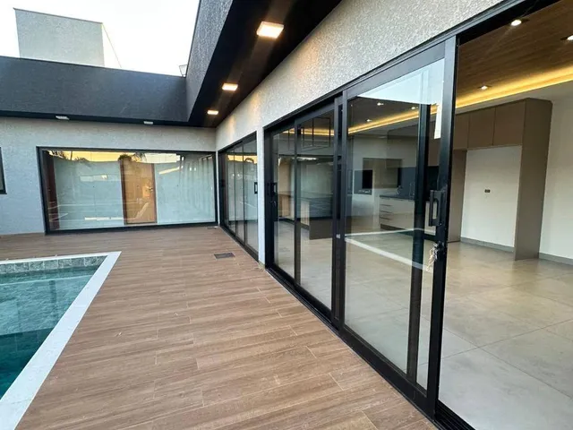 Chácara com 298m² 3 quartos e 5 banheiros, à venda, no bairro Centro em Primeiro de Maio