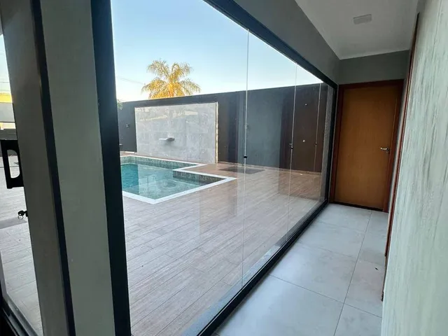 Chácara com 298m² 3 quartos e 5 banheiros, à venda, no bairro Centro em Primeiro de Maio