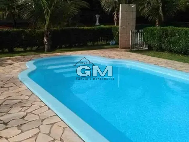 Chácara com 4000m² 5 quartos e 4 banheiros, à venda, no bairro Área Rural de Altinópolis em Altinópolis