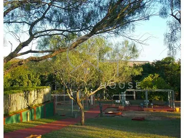 Chácara com 4000m² 5 quartos e 4 banheiros, à venda, no bairro Área Rural de Altinópolis em Altinópolis