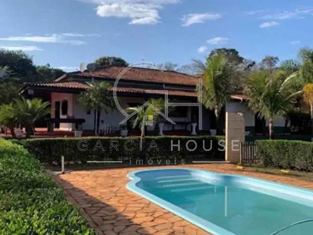 Chácara com 4000m² 5 quartos e 4 banheiros, à venda, no bairro Área Rural de Altinópolis em Altinópolis