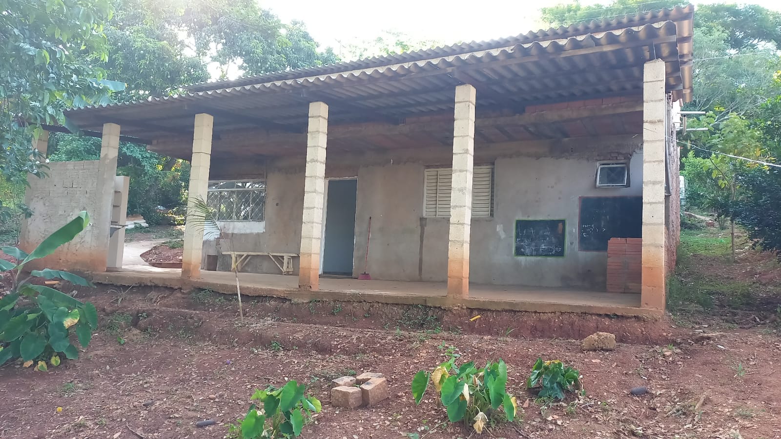Chácara à venda com 2 quartos, 90m² - Foto 3