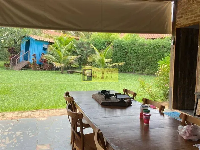 Chácara com 2000m² 3 quartos e 2 banheiros, à venda, no bairro Zona Rural em Guapiaçu