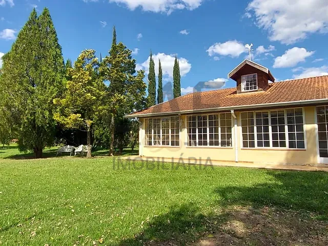 Chácara com 26000m² 8 quartos e 7 banheiros, à venda, no bairro Fundão em Holambra