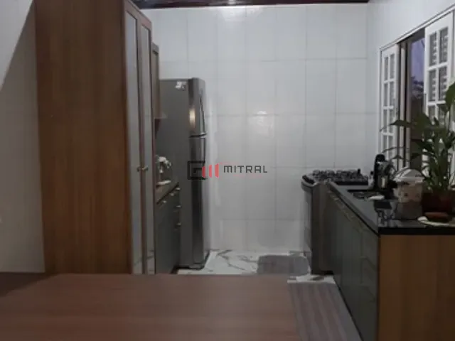 Chácara com 5000m² 2 quartos e 2 banheiros, à venda, no bairro Fazenda ituana em Ibiporã