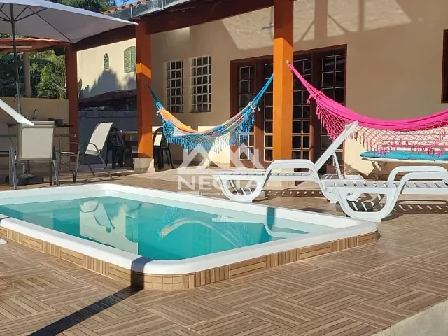 Chácara com 1200m² 3 quartos e 2 banheiros, à venda, no bairro Boiçucanga em São Sebastião