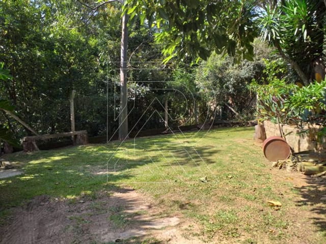 Chácara com 1800m², à venda, no bairro Arataba em Louveira