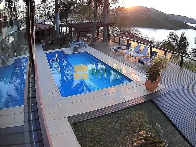 Casa com 2000m² 5 quartos e 2 banheiros, à venda ou para alugar, no bairro Chácaras Condomínio Recanto Pássaros II em Jacareí