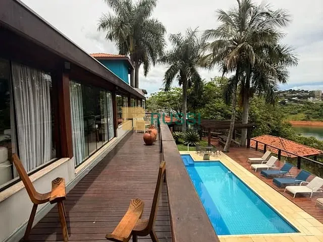 Casa com 2000m² 5 quartos e 2 banheiros, à venda ou para alugar, no bairro Chácaras Condomínio Recanto Pássaros II em Jacareí