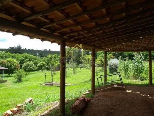 Chácara com 9130m², à venda, no bairro Guaxupe em Guaxupé