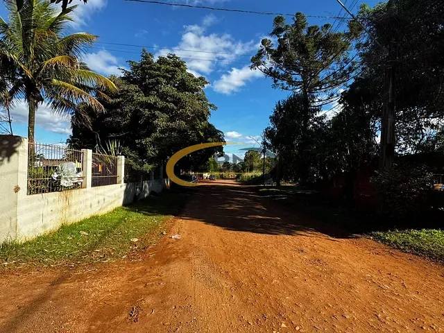 Chácara com 3400m² 3 quartos e 3 banheiros, à venda, no bairro Indusville em Londrina