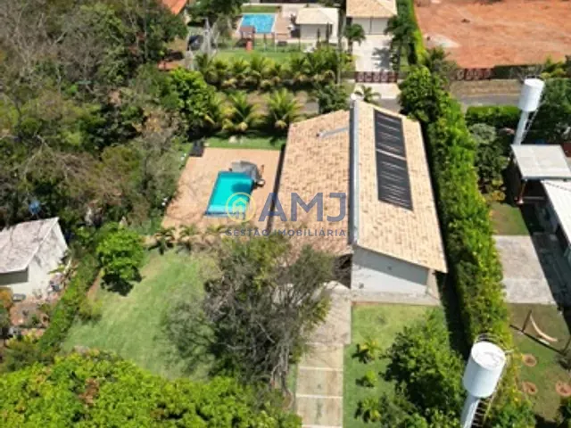 Chácara com 1200m² 3 quartos e 4 banheiros, à venda, no bairro Condomínio Country Ville em Hidrolândia
