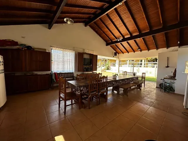 Chácara com 7532m² 5 quartos e 7 banheiros, à venda, no bairro West Lake em Ibiúna