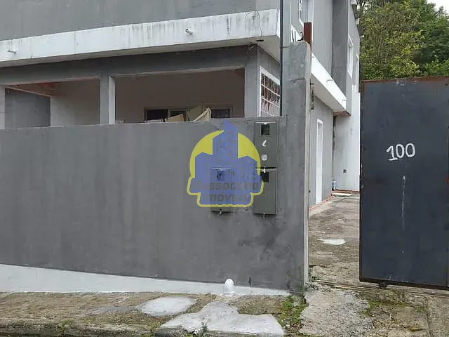 Chácara 4 quartos e 2 banheiros, à venda, no bairro Parque Mira Flores em Itapevi