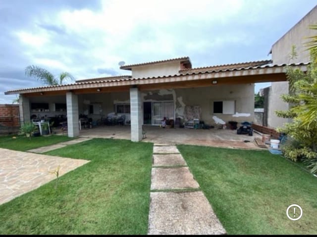 Chácara com 1500m² 5 quartos e 3 banheiros, à venda, no bairro Jardim Santa Esmeralda em Campinas