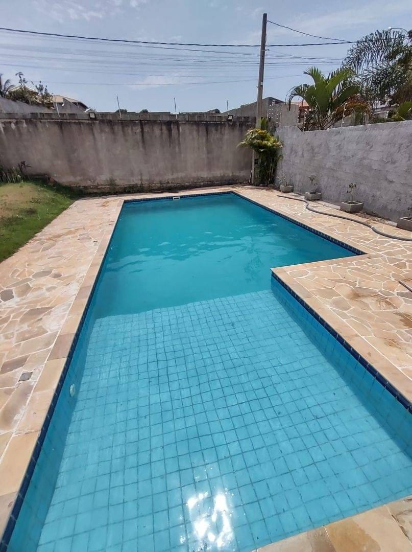 Chácara à venda com 5 quartos, 150m² - Foto 4