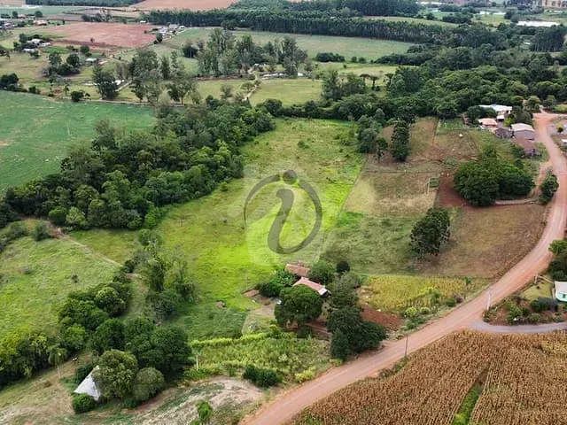 Chácara com 100m² 3 quartos e 2 banheiros, à venda, no bairro Zona Rural em Fazenda Vilanova