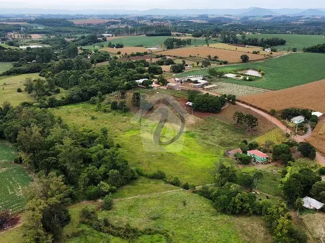 Chácara com 100m² 3 quartos e 2 banheiros, à venda, no bairro Zona Rural em Fazenda Vilanova