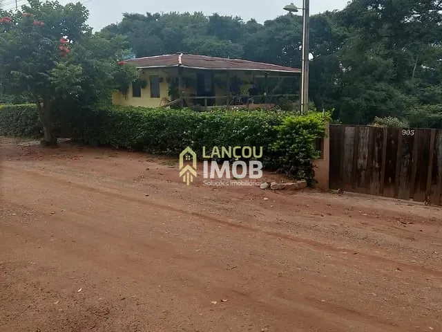 Chácara com 1000m² 3 quartos e 2 banheiros, à venda, no bairro Maracana em Jarinu